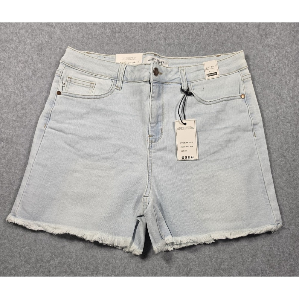 Judy Blue Women's XL Short-Light Blue-Mid Rise-Frayed Hem-Distressed-NWT